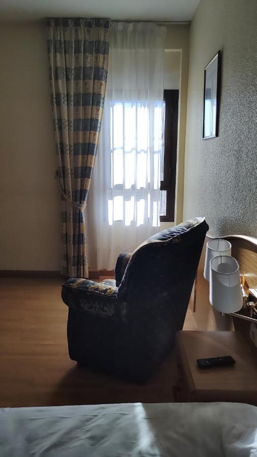 Hotel Ria De Vigo "Tierra De Campos" Becilla de Valderaduey Esterno foto