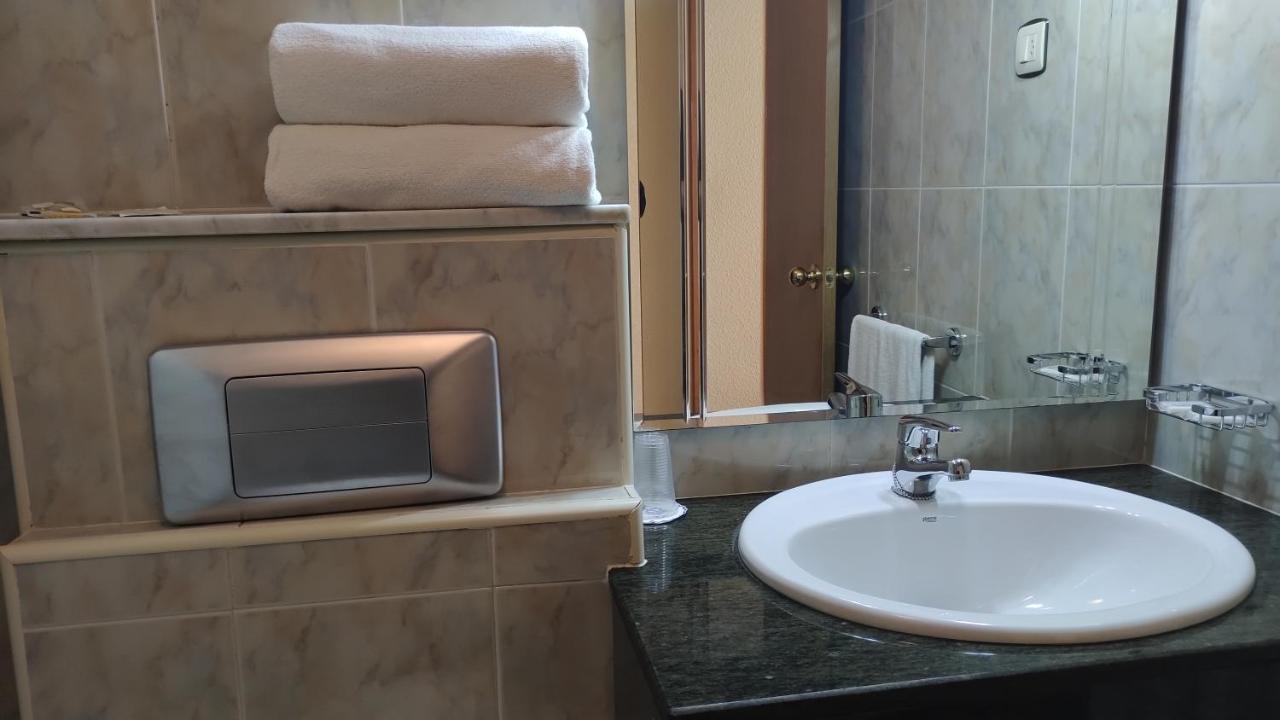 Hotel Ria De Vigo "Tierra De Campos" Becilla de Valderaduey Esterno foto